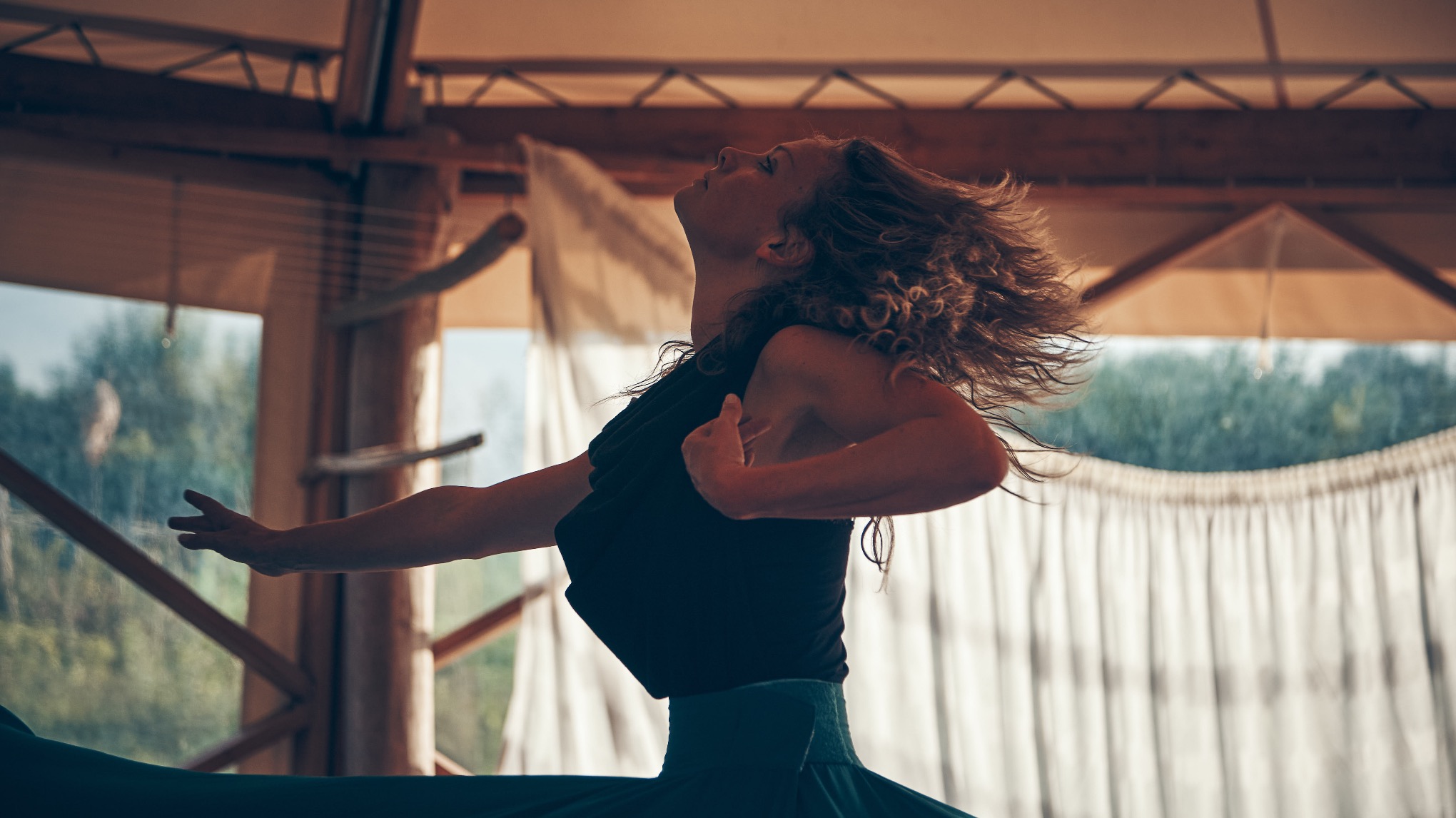 DANSE SOUFI - ATELIER DE SEMÂ Le mouvement du tournoiement avec LINDA ROSAS