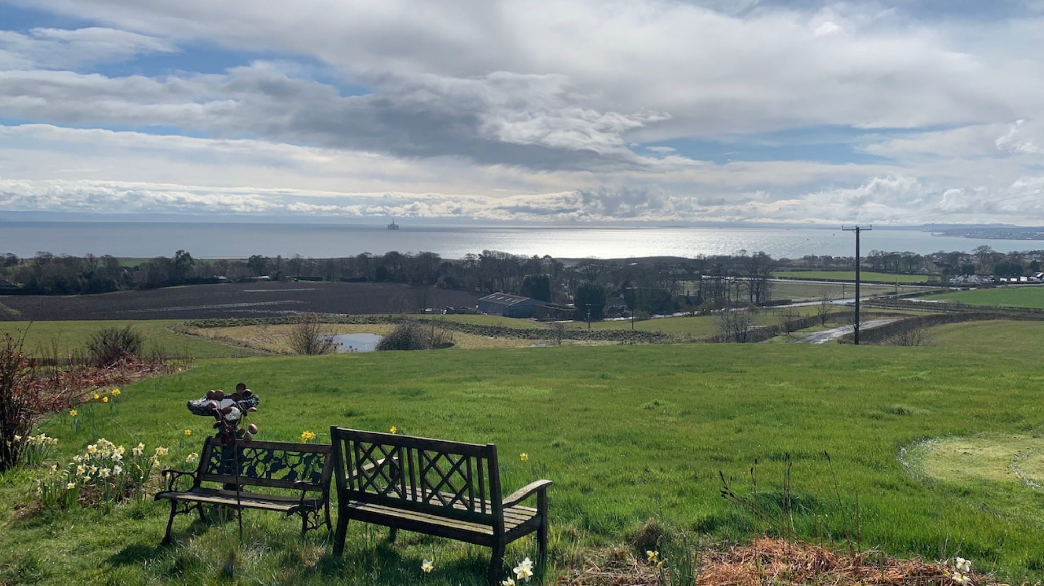 Summer picnic / hang out at Monturpie Caravan Park, Upper Largo